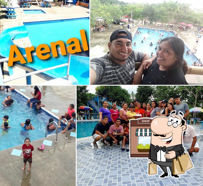 Complejo Deportivo "El Arenal"