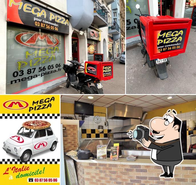 Mega Pizza