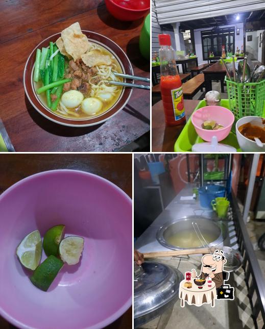 Mie Ayam Pangsit ¨Ronggolawe¨