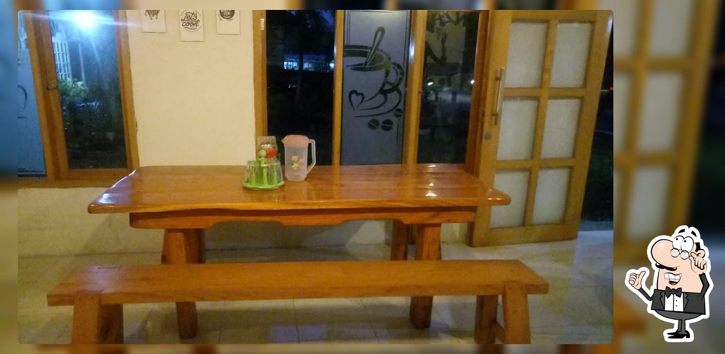 Rumah Makan Queen