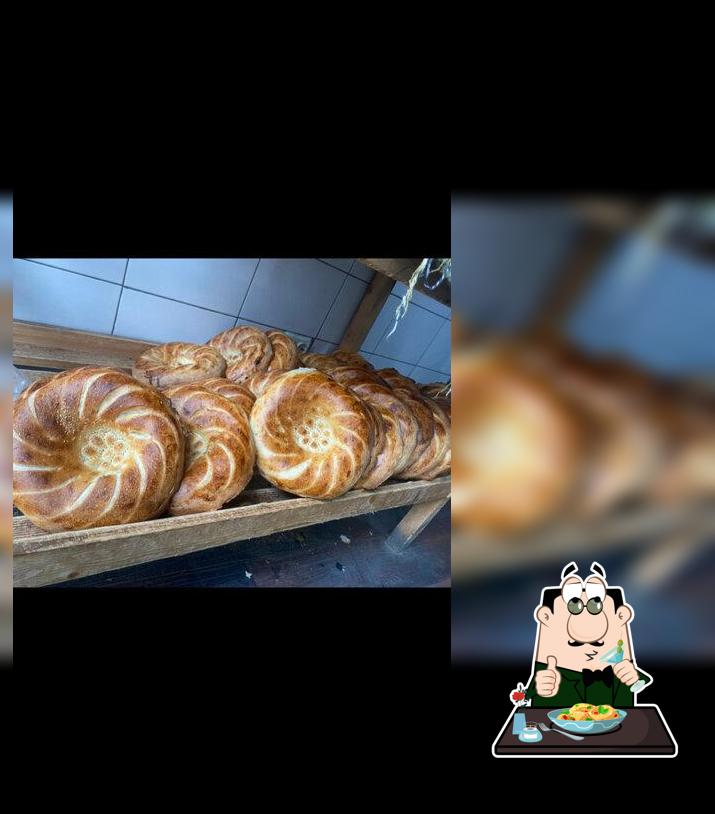 Горячие узбекские лепешки