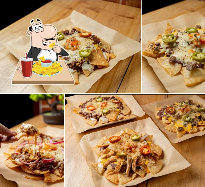 Wings Box Los Robles