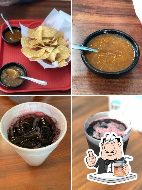 Guacamoles Salvadoran Restaurant