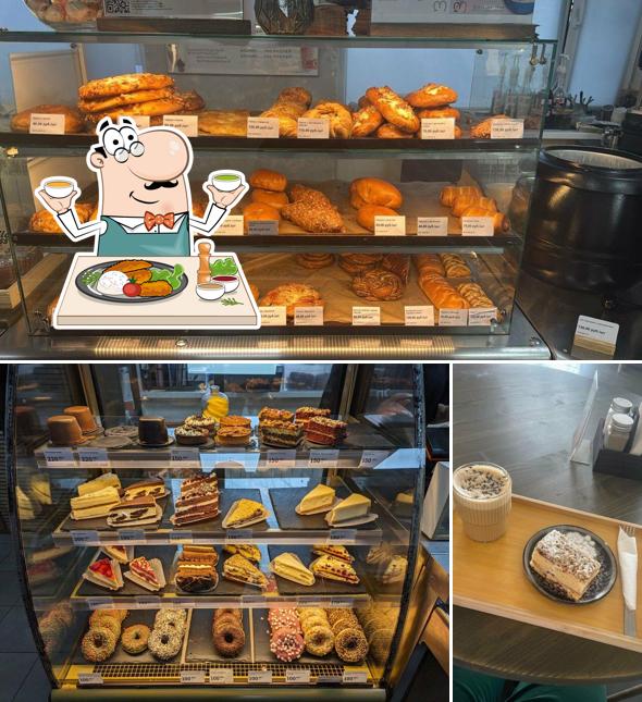 Блюда в "Вкусно Просто"