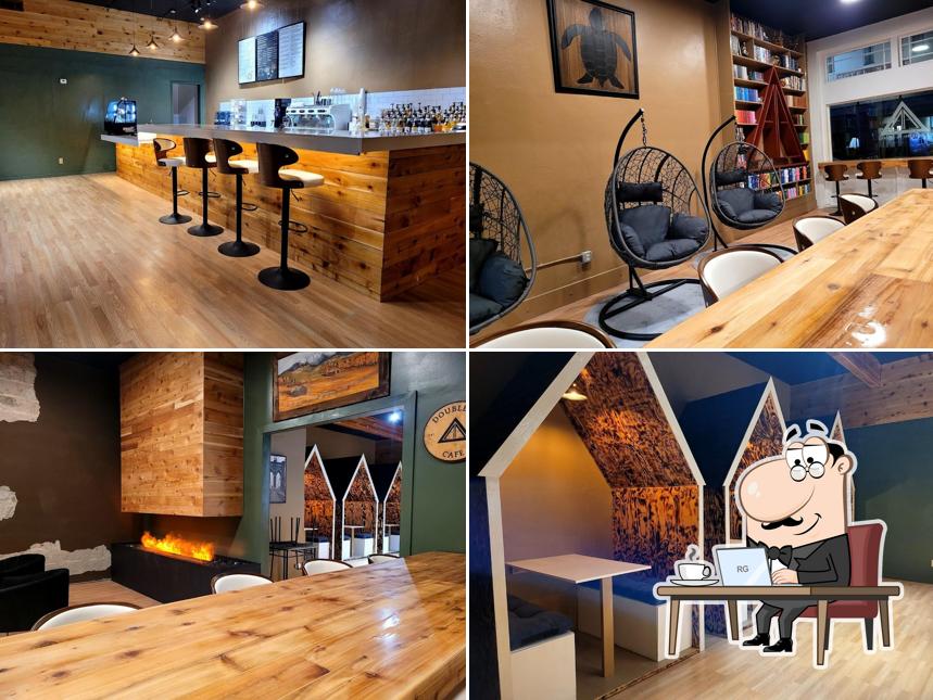 Double-A Cafe