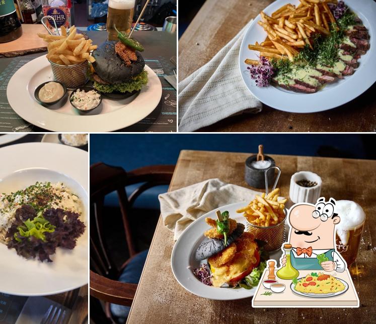 Philly's Restaurant & Sportsbar