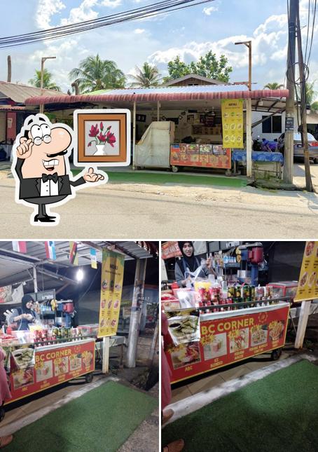 Whaet cafe kampungku