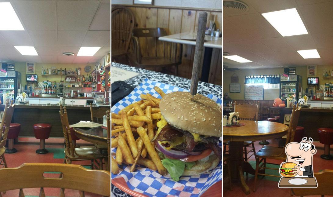 Feed Bunk Cafe