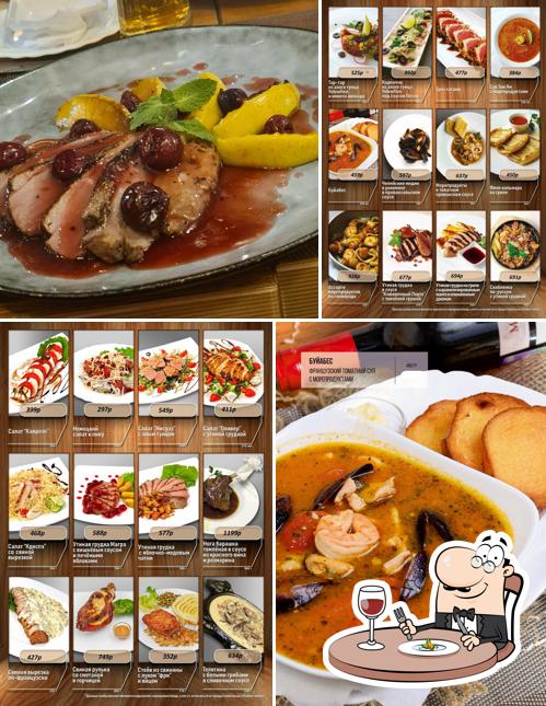 Еда в "Бочке"