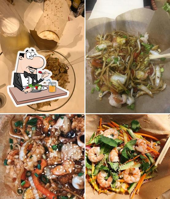 Еда в "Вьете вок"