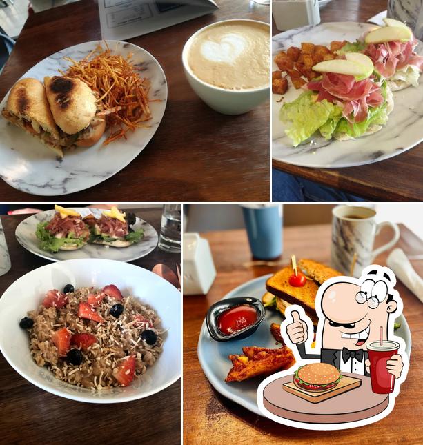 Márago Coffee - Paseo de Montejo