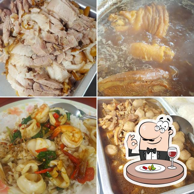 ก๋วยเตี๋ยวหัวโค้ง-ร้านวิภารัตน์