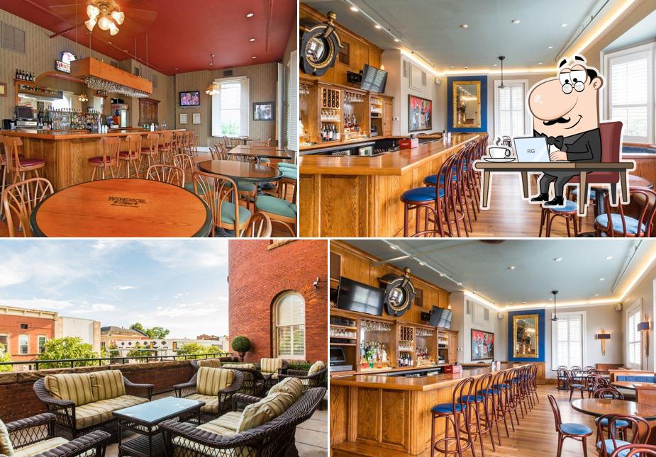 Floyd's Pub