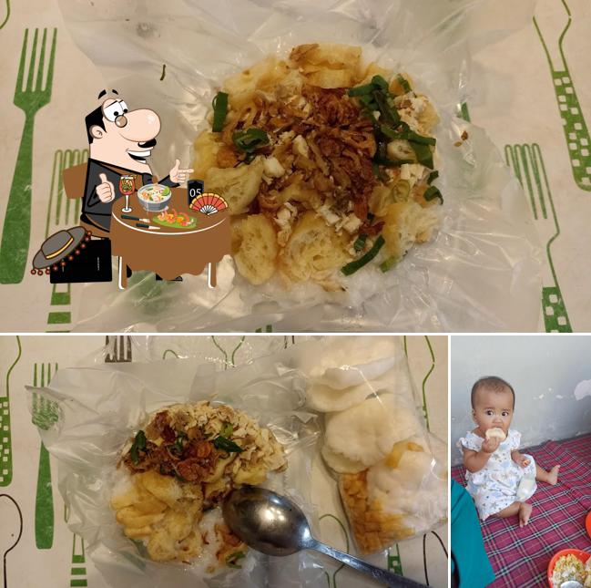 Bubur Ayam dan Nasi Tim Mom Rina Fajar Indah