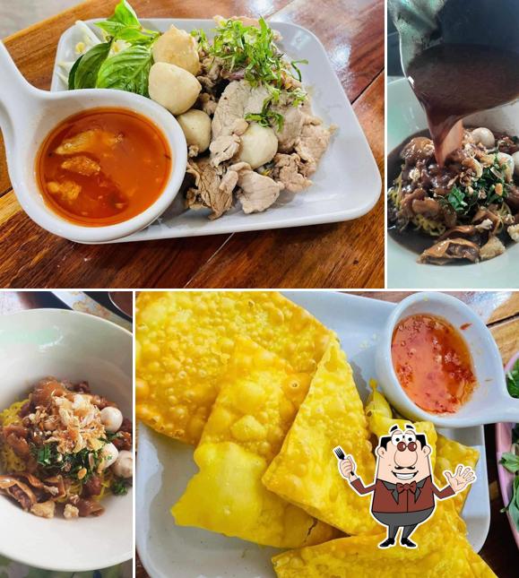 ร้านก๋วยเตี๋ยวเรือหญิงเร & อาหารตามสั่ง