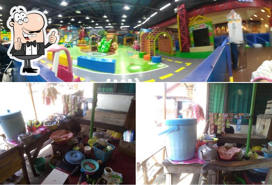 Warung Rujak Ibu Umaya