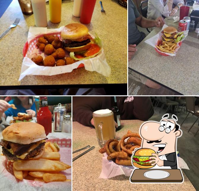 Little Hap's Bar & Grill
