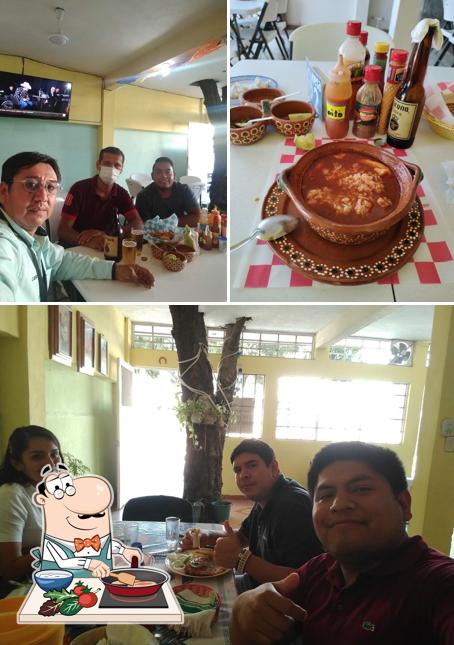 Pescados Y Mariscos "Roger"