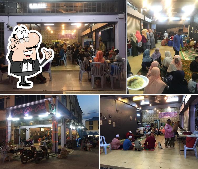 KAFE OLE OLE PARIT RAJA