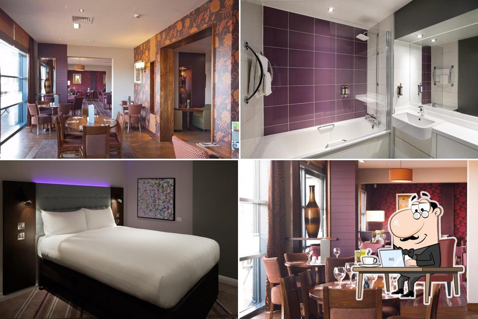 Premier Inn Edinburgh Park (Airport) hotel