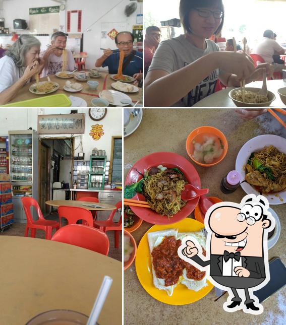 明园旅店餐室
