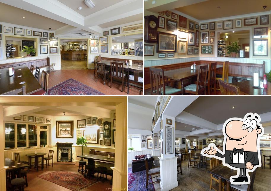 The Fox and Hounds