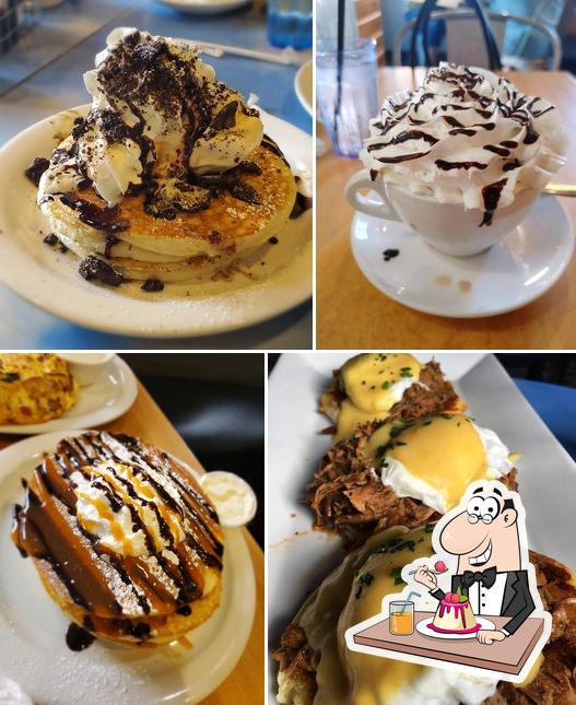 Brownstone Pancake Factory (Edgewater, NJ)