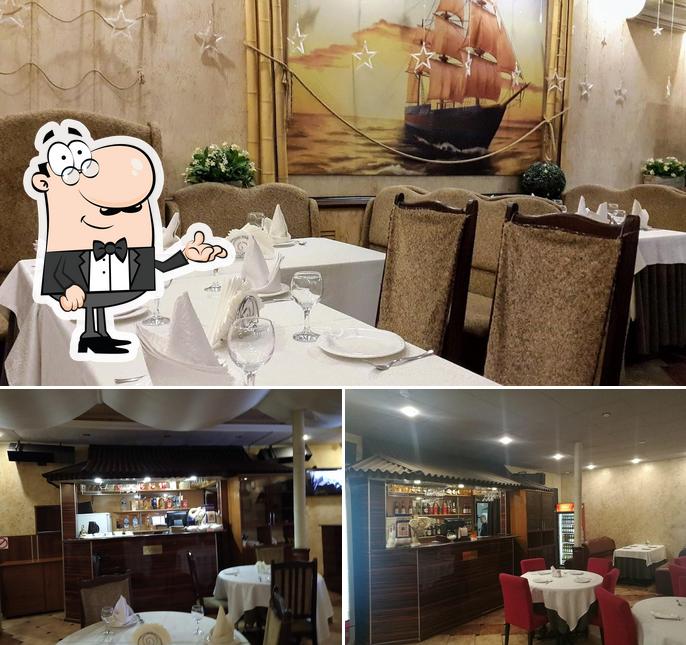 Посмотрите на внутренний интерьер "Джонка"