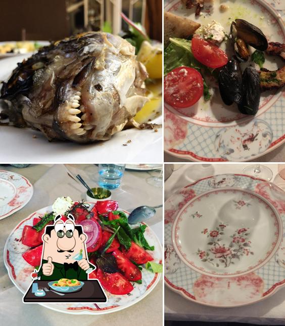 Еда в "Рико Ружейном"