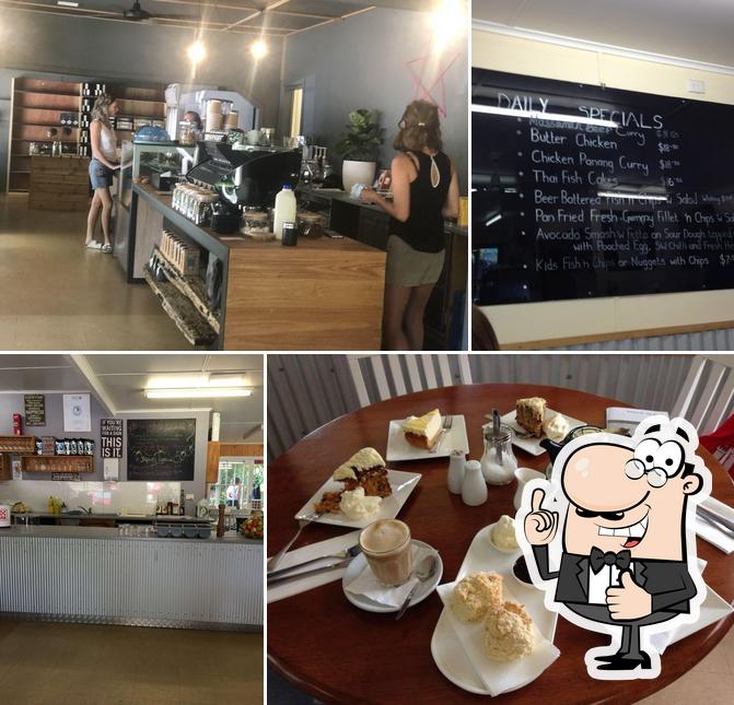The Silverleaves Cafe and General Store