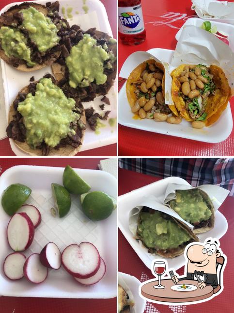 TACOS 3 HERMANOS