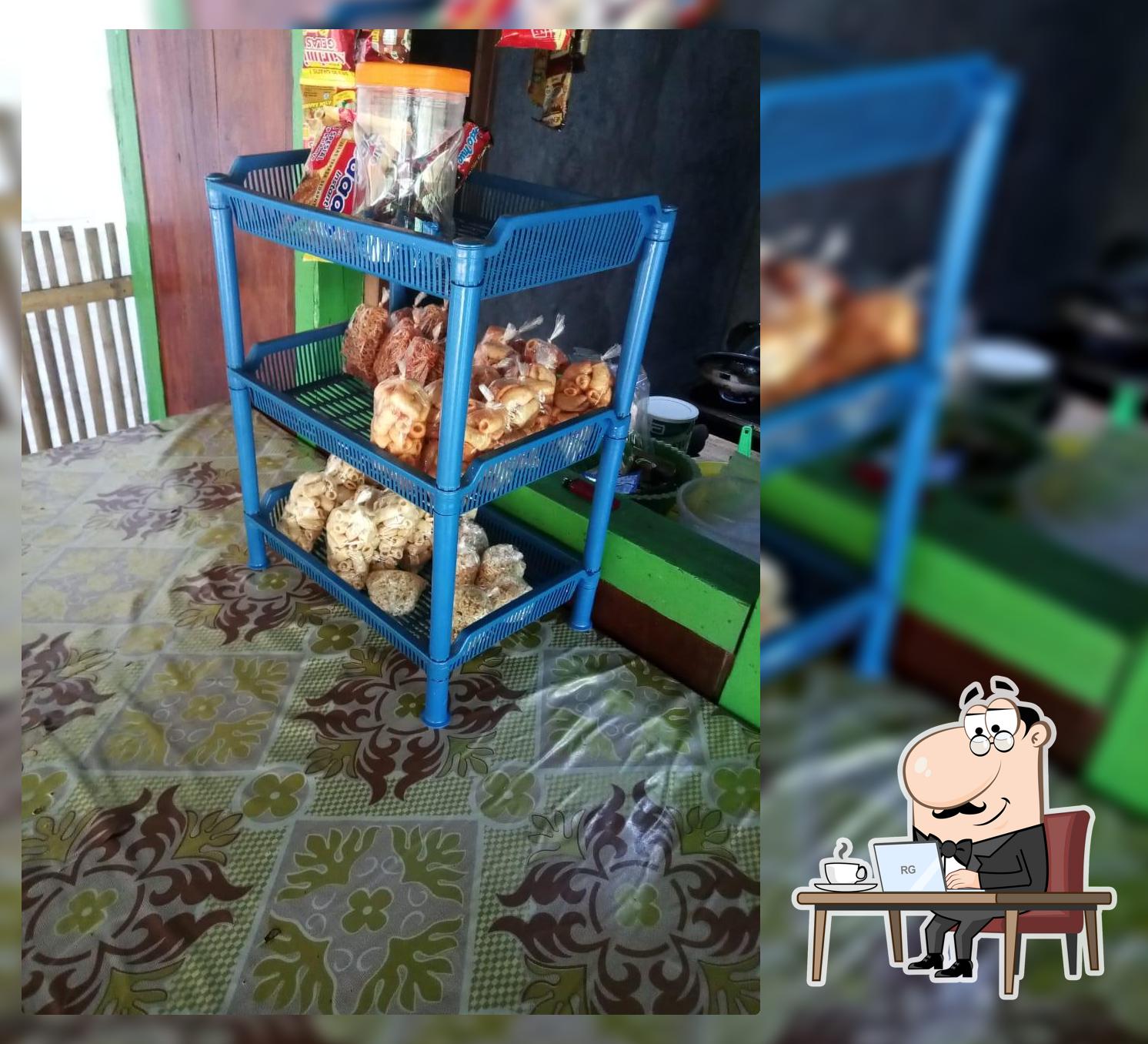 Warung Mak Nur
