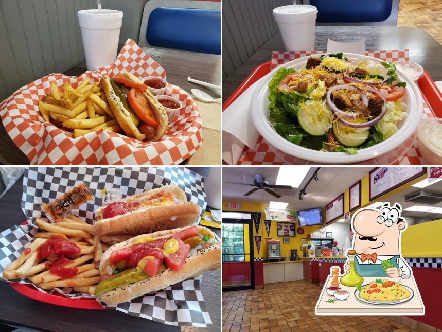 Skips Chicago Dogs