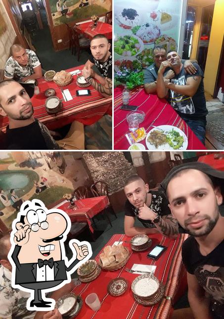Kafe bar „Paris“
