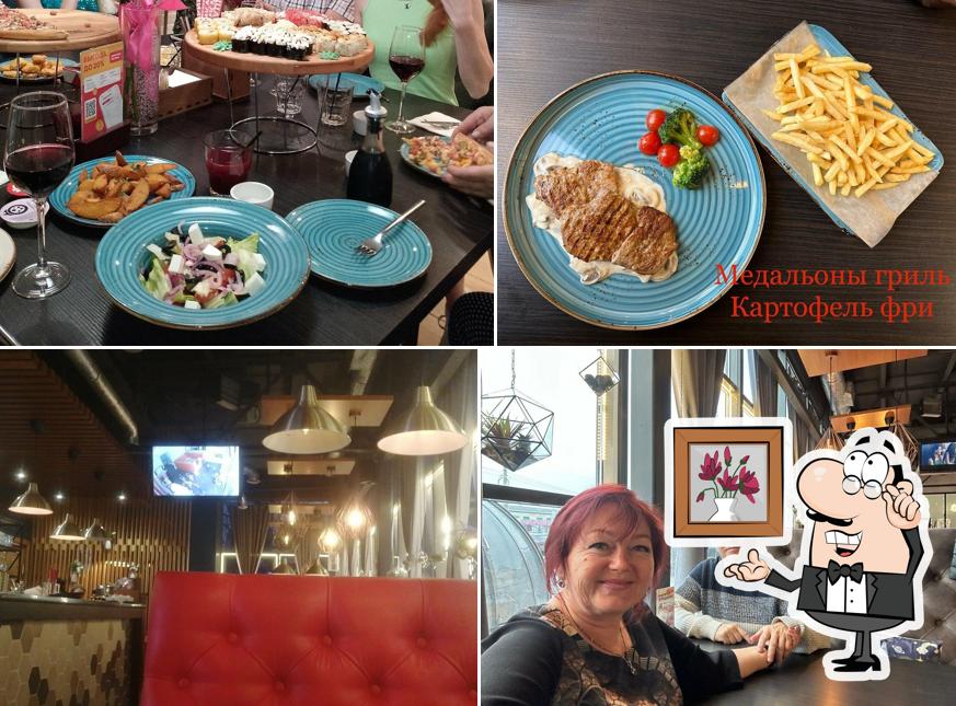 Интерьер "ПиццаФабрики"