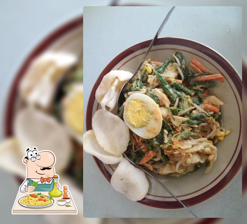 Gado gado Bu Nok