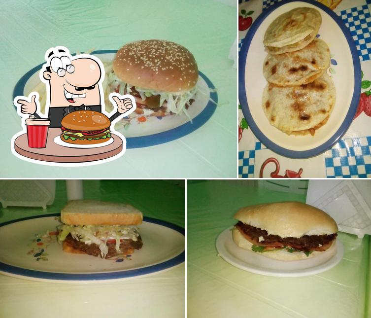 Lonchería, Mi Casa