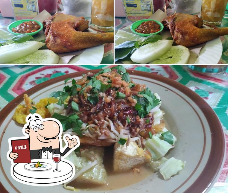 Es Kelapa Muda Pak Warsono