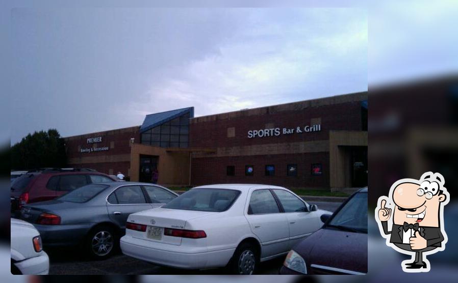 Premier Sports Bar & Grill