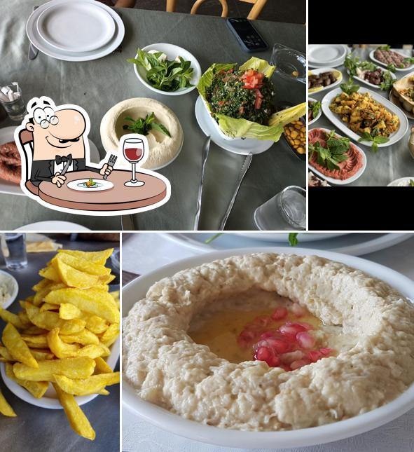 Al Mazar - Restaurant