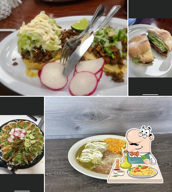La Reyna Mexican Restaurant