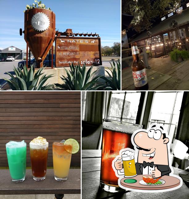 Nate's Coffee & Cocktails