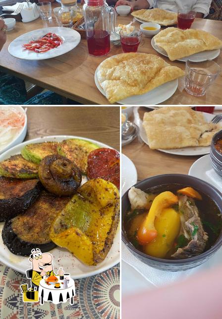 Это снимок, где изображены еда и внутреннее оформление в Чайхана Чебуречная № 1