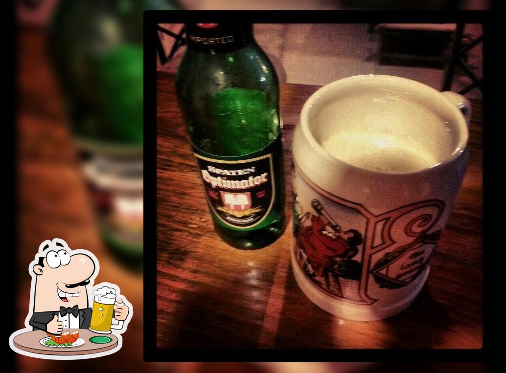Paddy's Irish Basement Pub