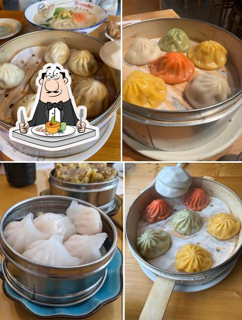 Q NOODLES