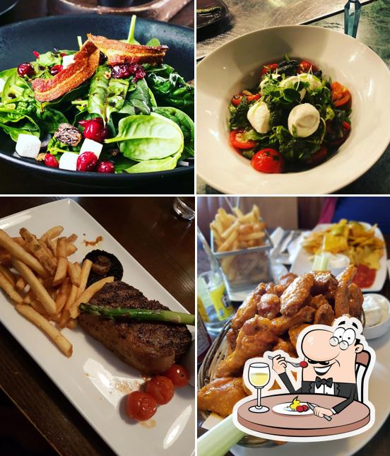 Avenue Cafe, Restaurant & Bar