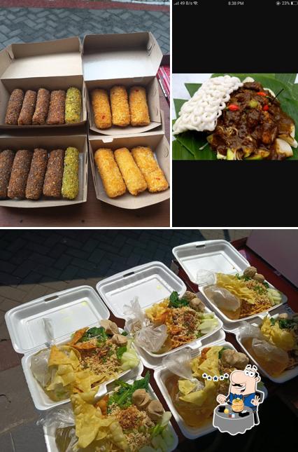 Rujak Buk Yuli Gang Kramat