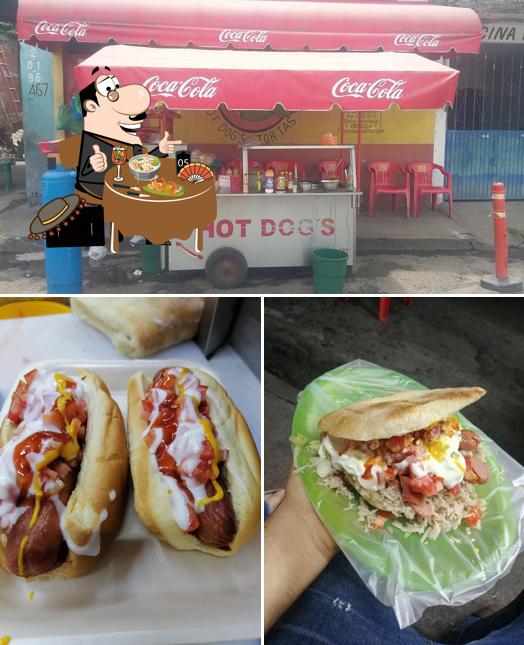 Tortas Y Hot Dog's Perico