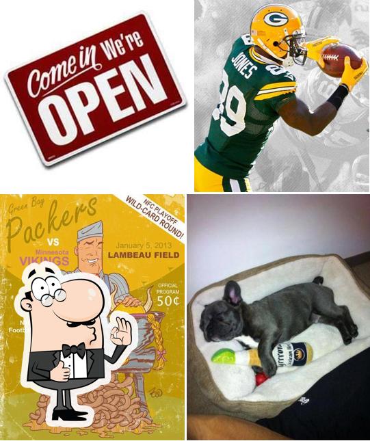 The Grind Sports Bar and Grill