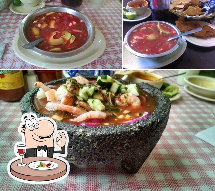 Mariscos El Delfín